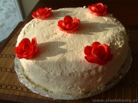 tort bezowy